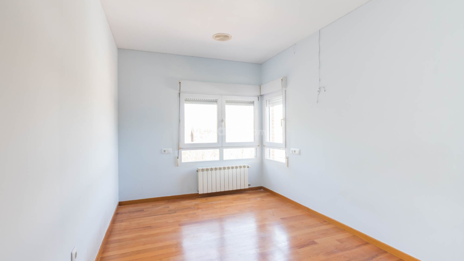 Resale - Villa -
MOLINA DEL SEGURA