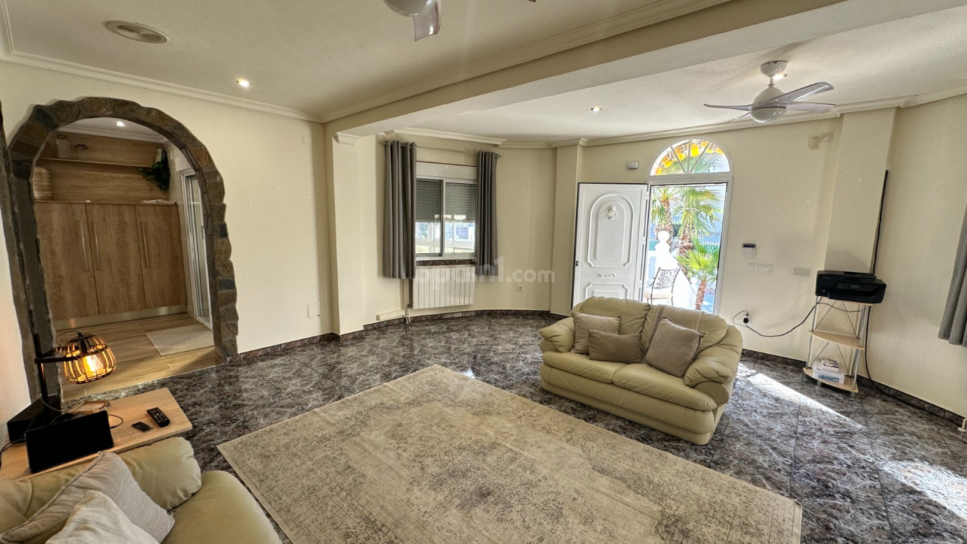Resale - Villa -
ORIHUELA - Benferri