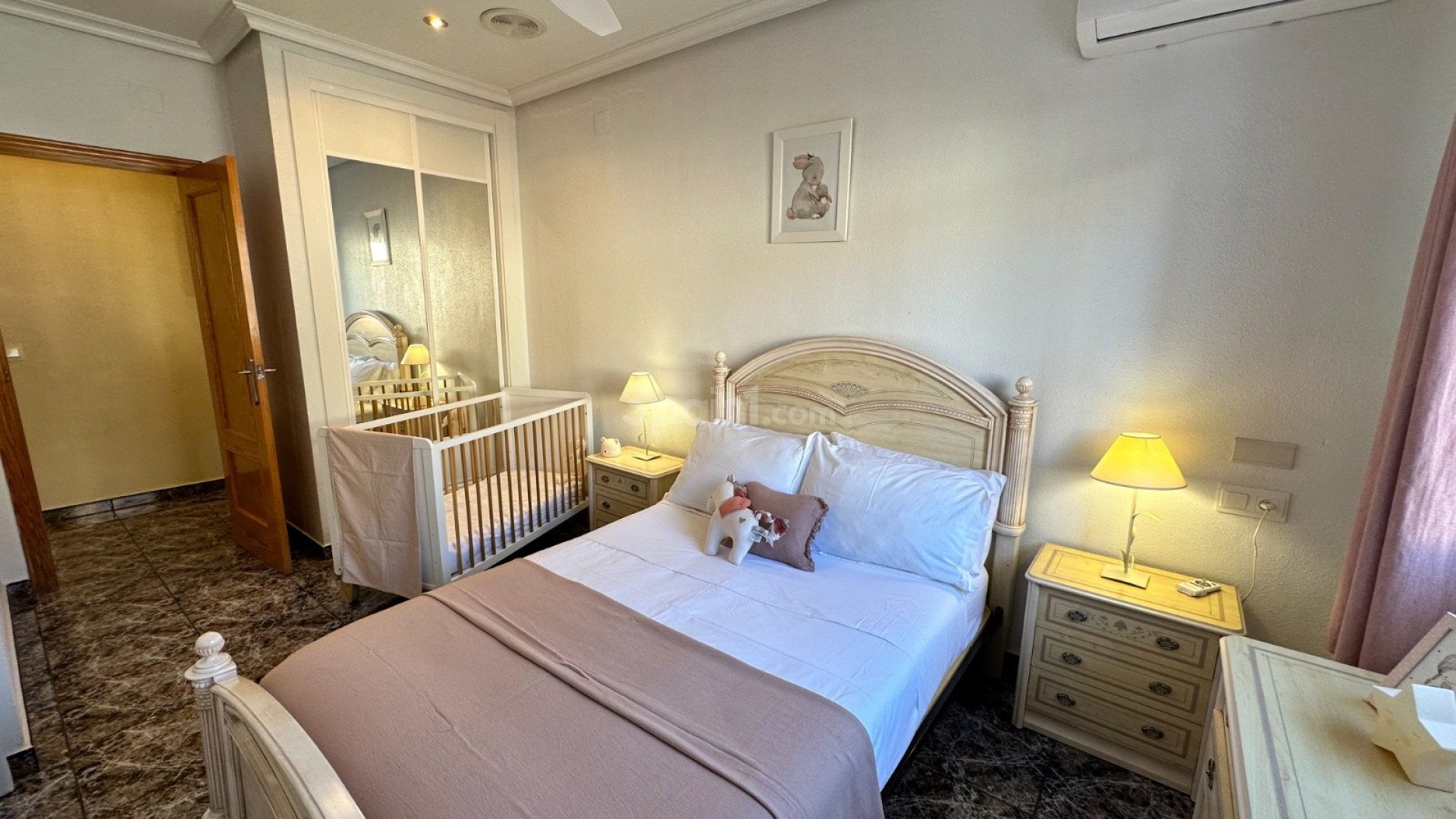 Resale - Villa -
ORIHUELA - Benferri