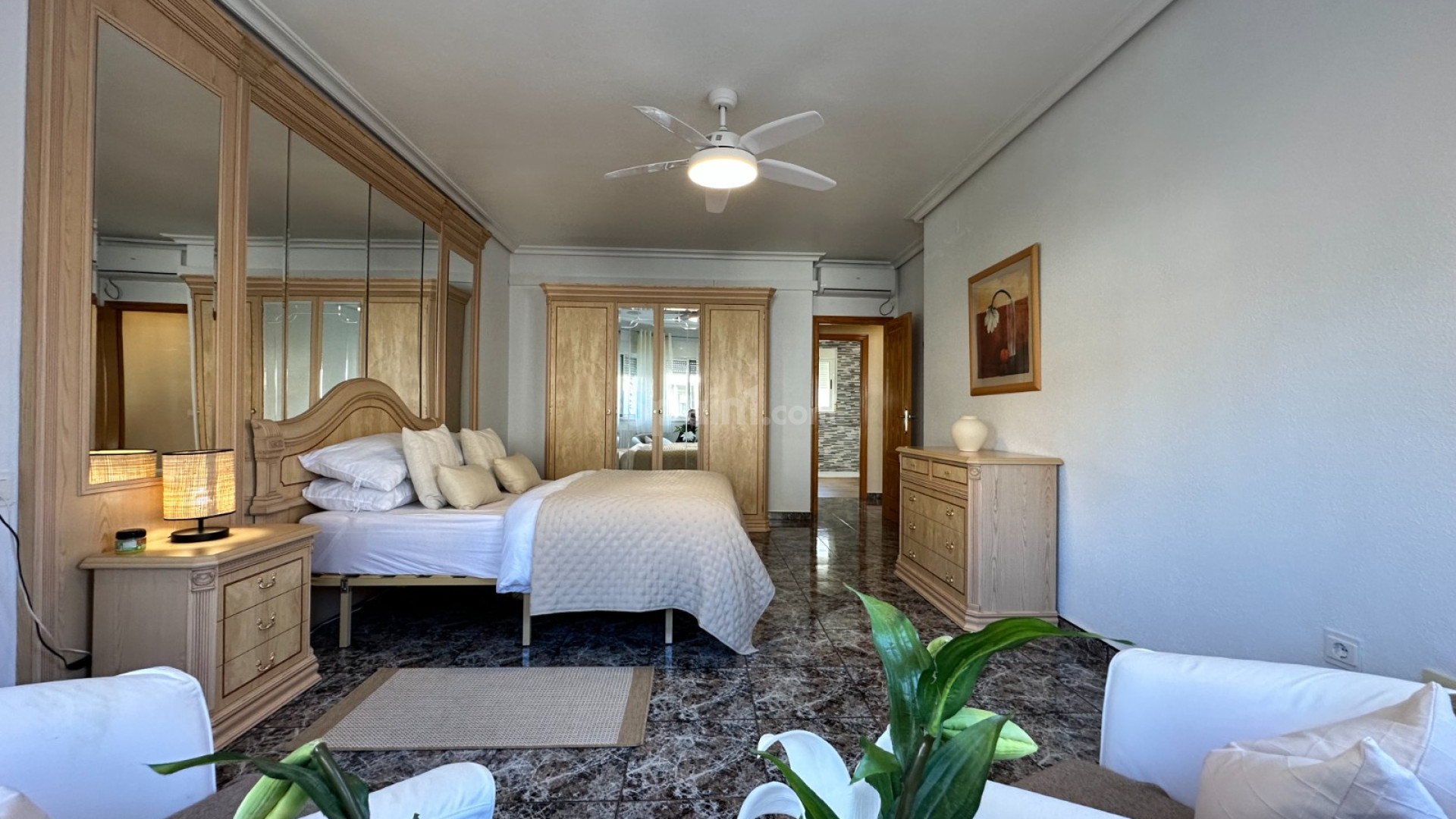 Resale - Villa -
ORIHUELA - Benferri