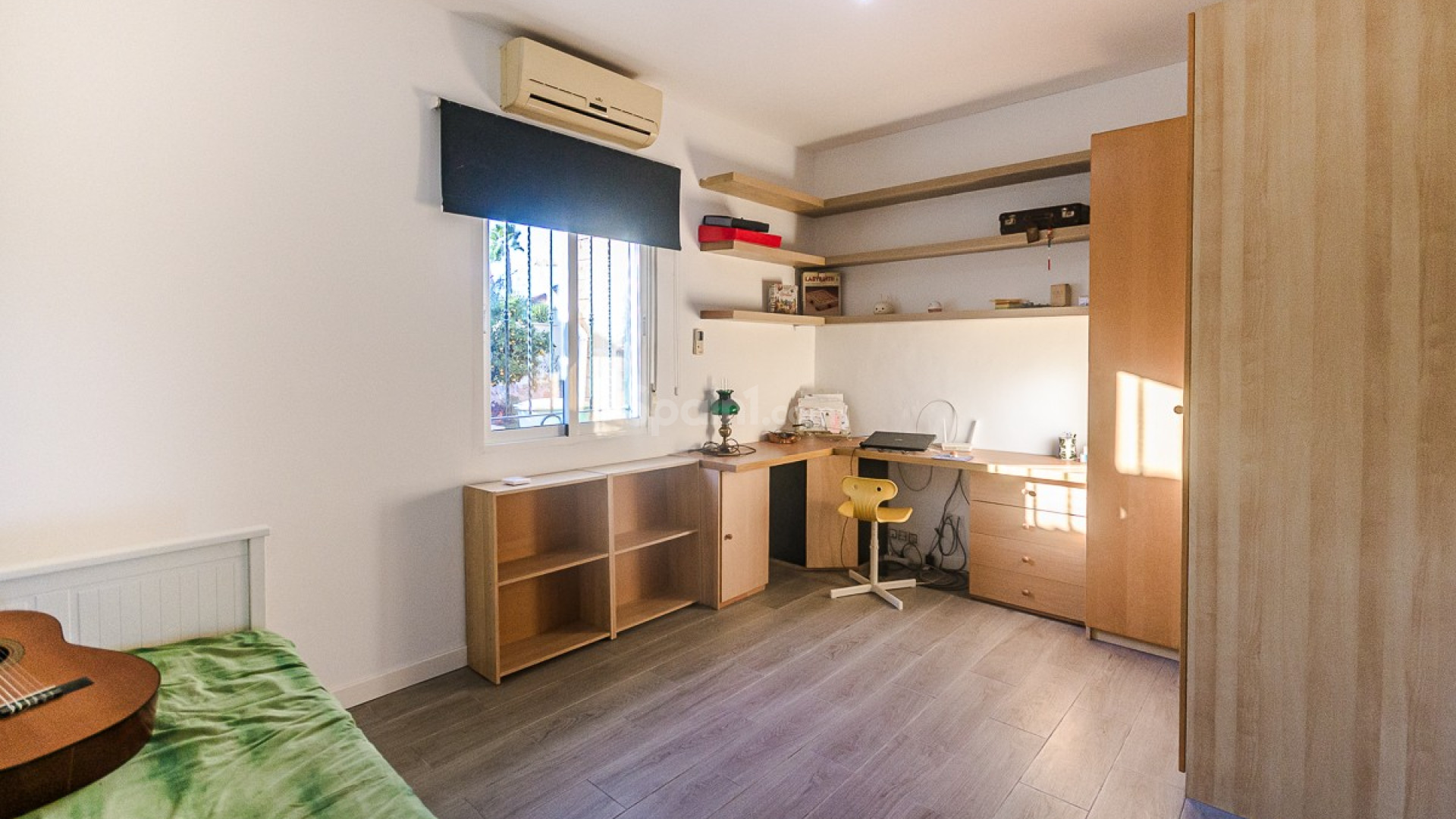 Resale - Villa -
ORIHUELA - Benferri