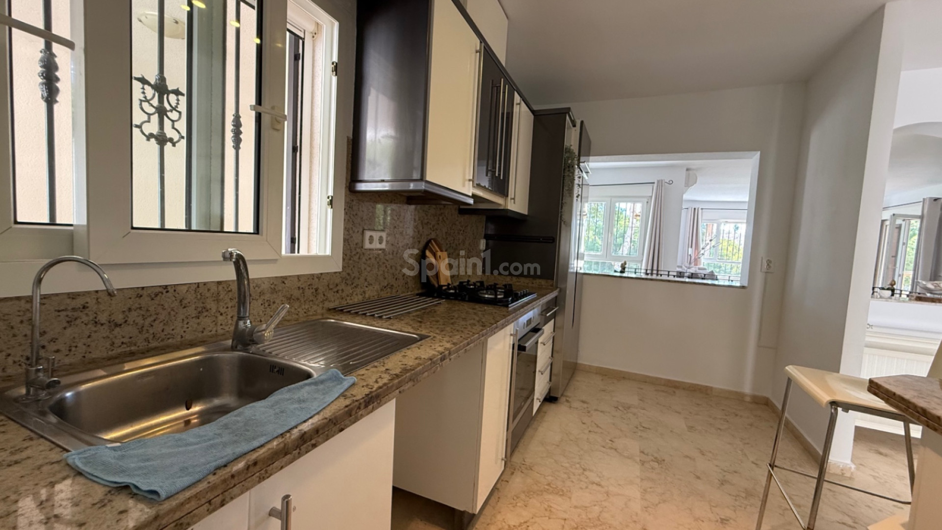 Resale - Villa -
Orihuela - Costa Blanca Sur