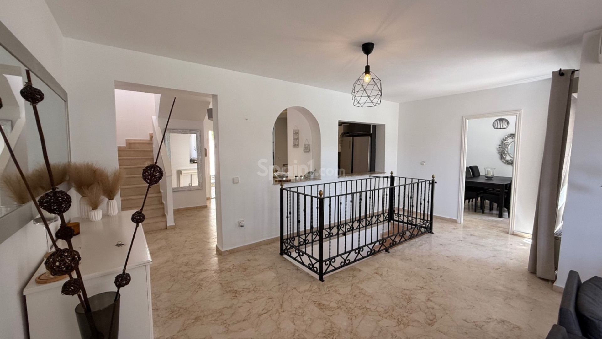 Resale - Villa -
Orihuela - Costa Blanca Sur