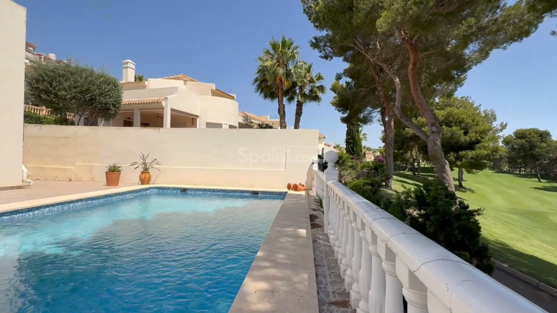 Resale - Villa -
Orihuela - Costa Blanca Sur