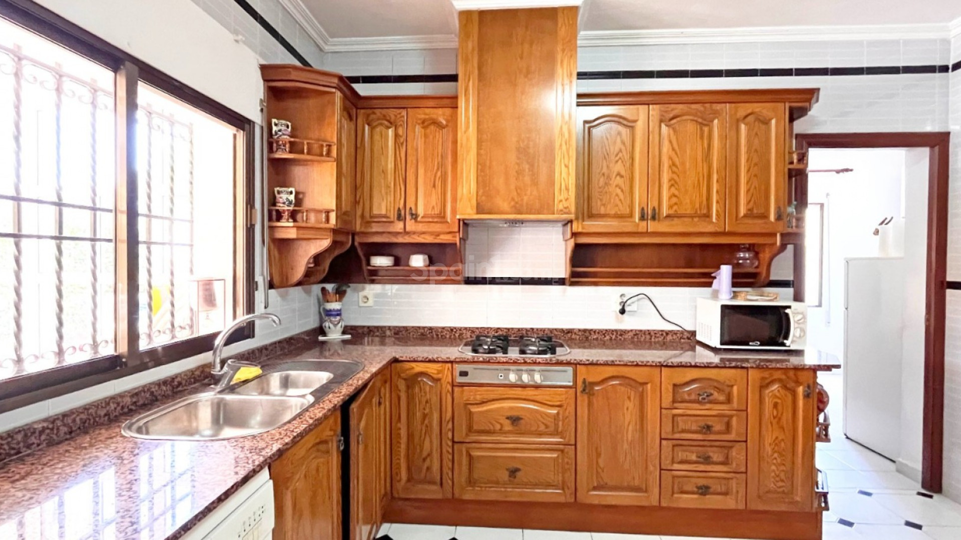Resale - Villa -
Orihuela Costa - Cabo Roig