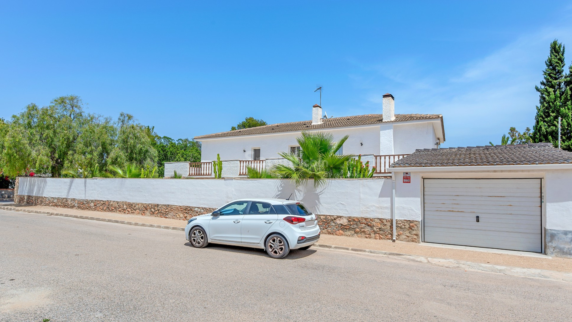 Resale - Villa -
Orihuela Costa - La Zenia