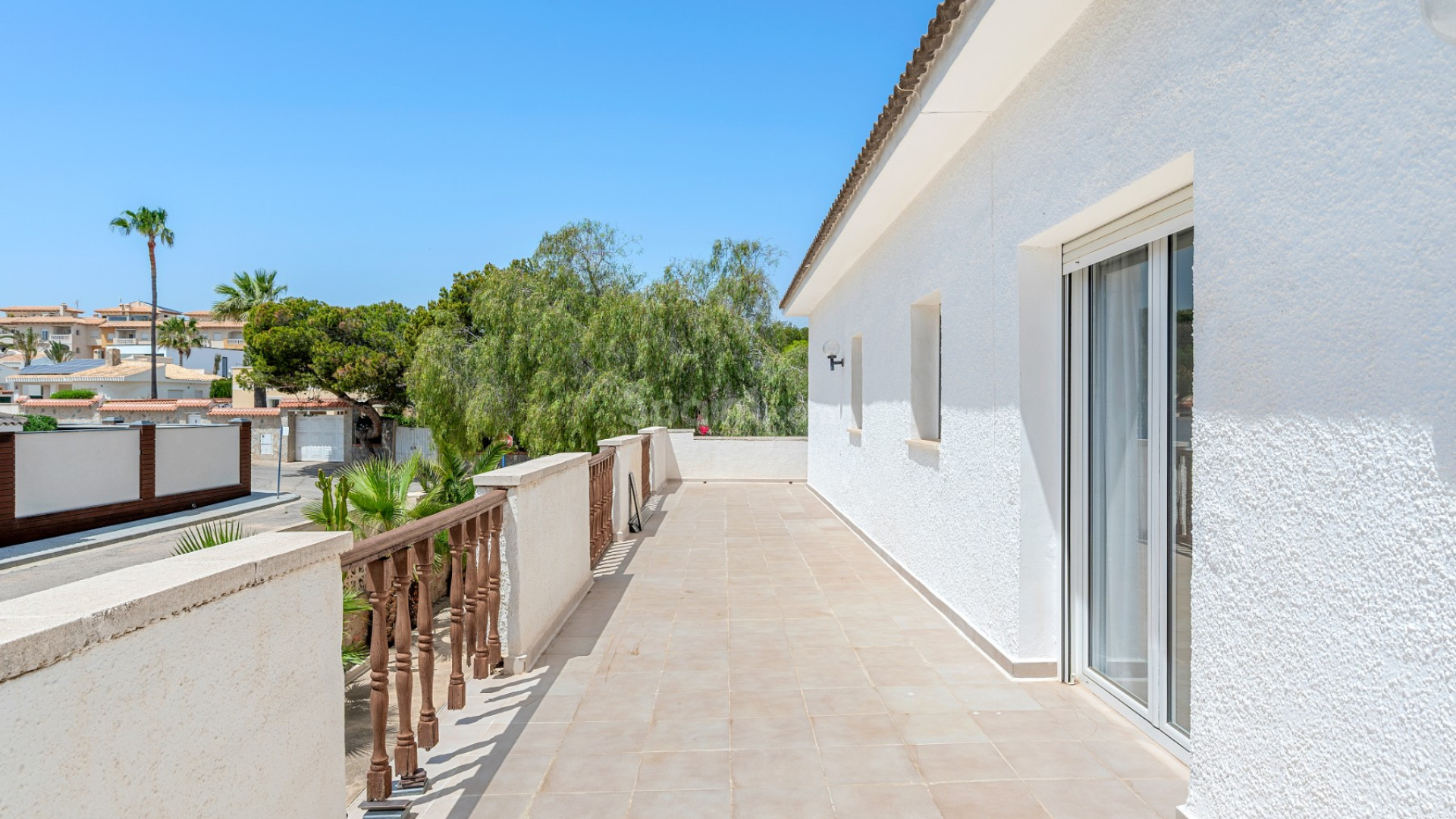 Resale - Villa -
Orihuela Costa - La Zenia