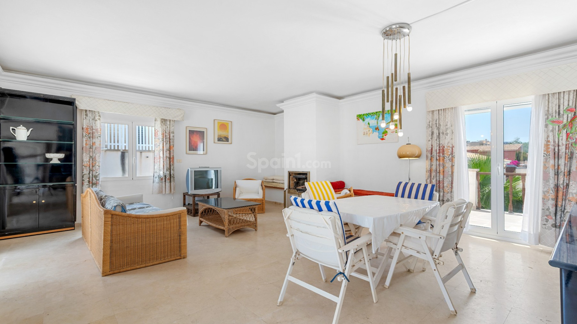 Resale - Villa -
Orihuela Costa - La Zenia