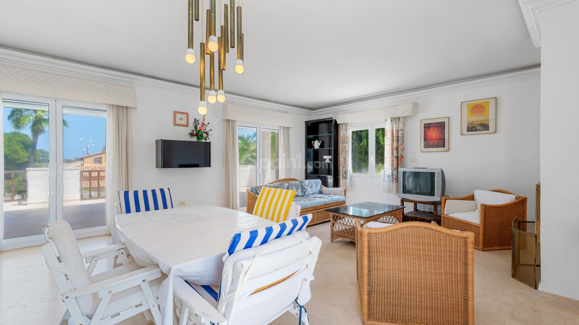 Resale - Villa -
Orihuela Costa - La Zenia