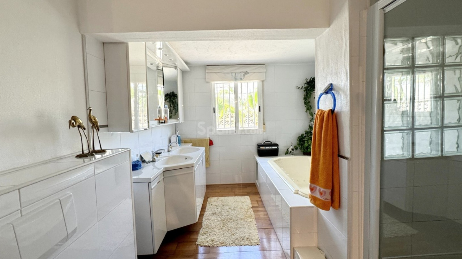 Resale - Villa -
Orihuela Costa - La Zenia