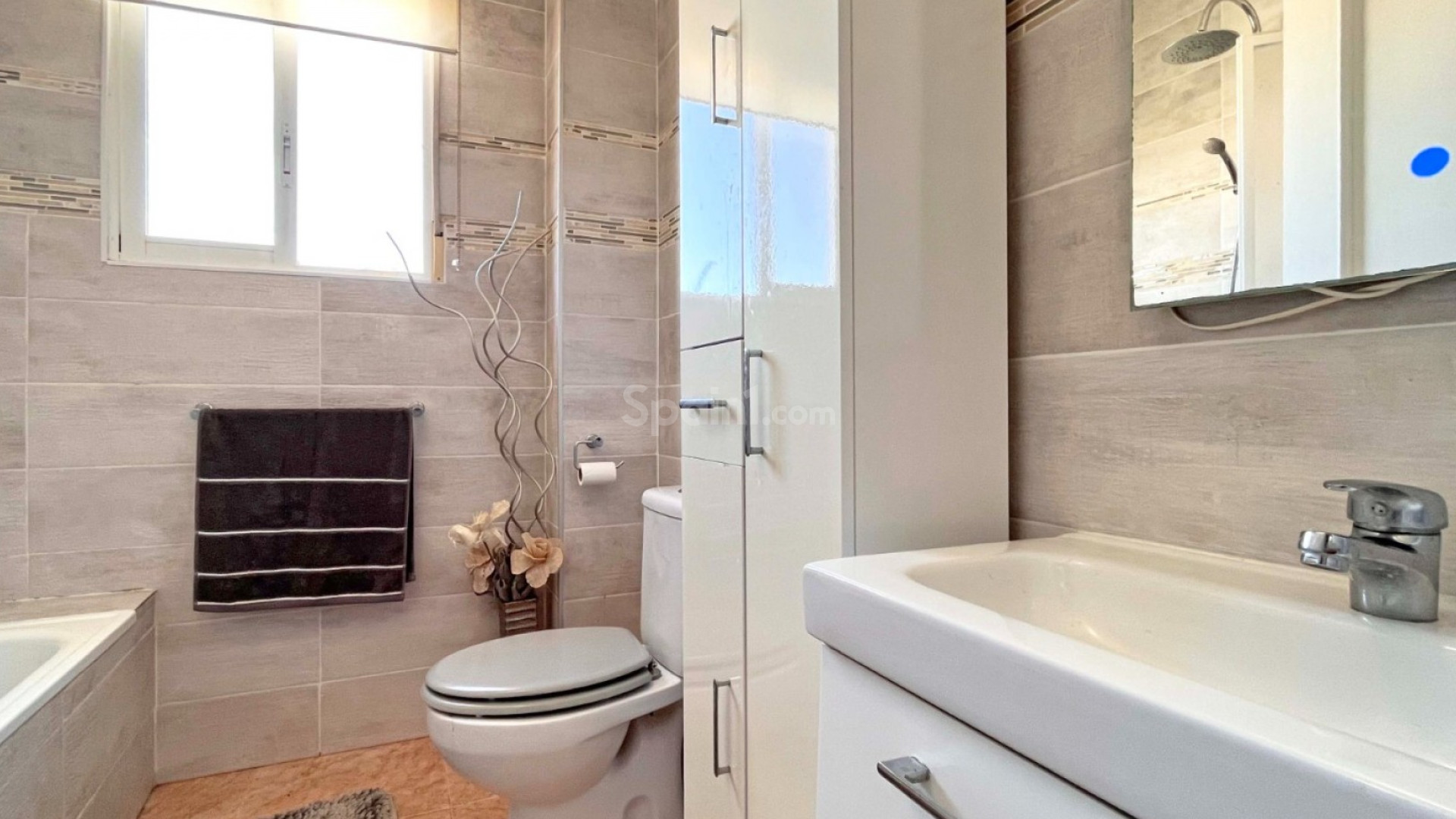 Resale - Villa -
Orihuela Costa - La Zenia
