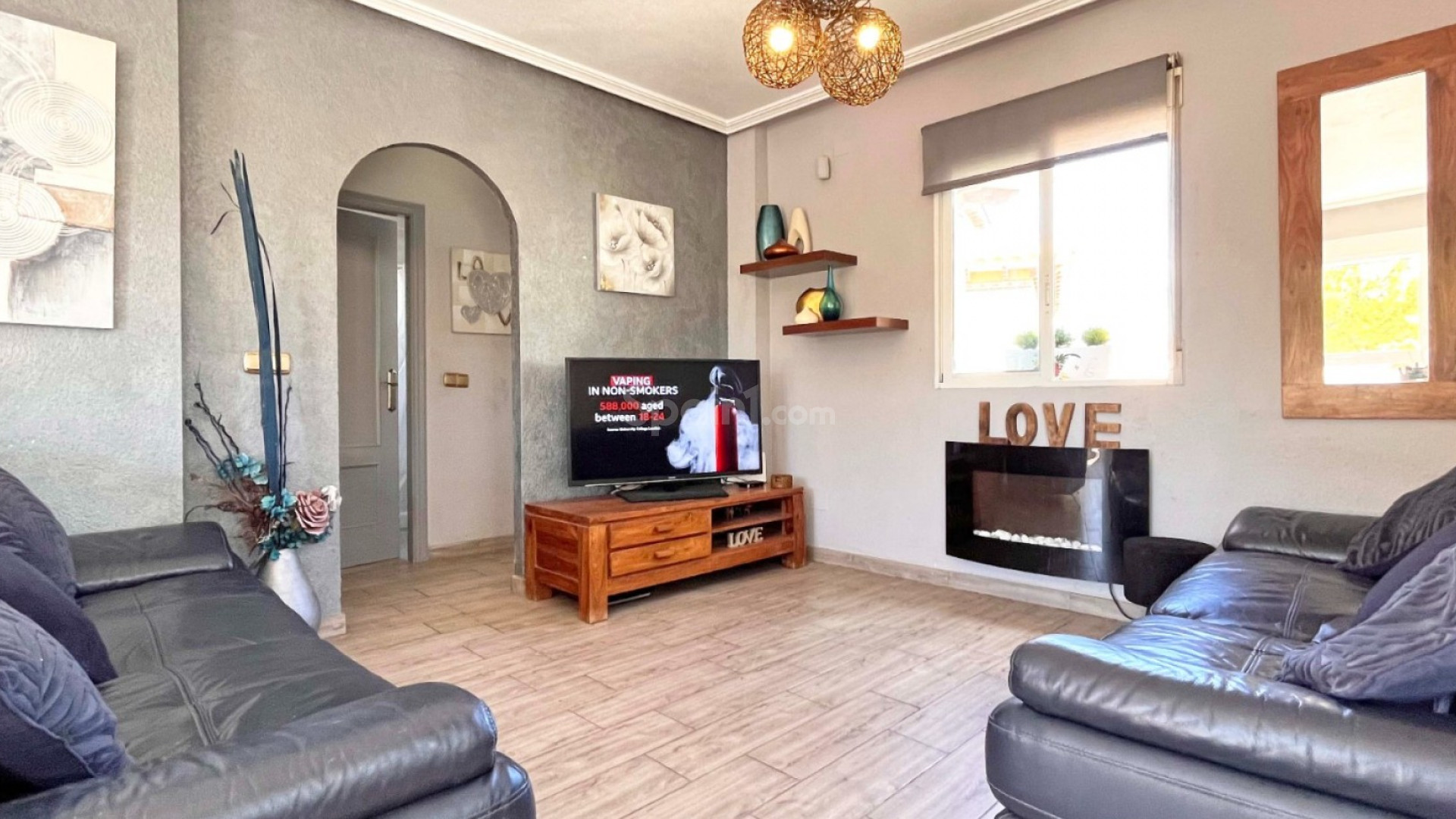 Resale - Villa -
Orihuela Costa - La Zenia