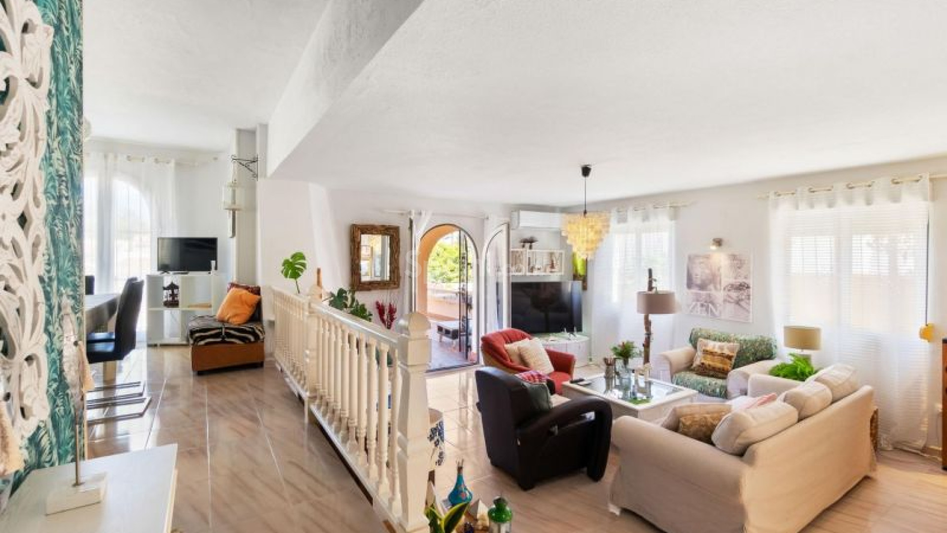 Resale - Villa -
Orihuela Costa - La Zenia