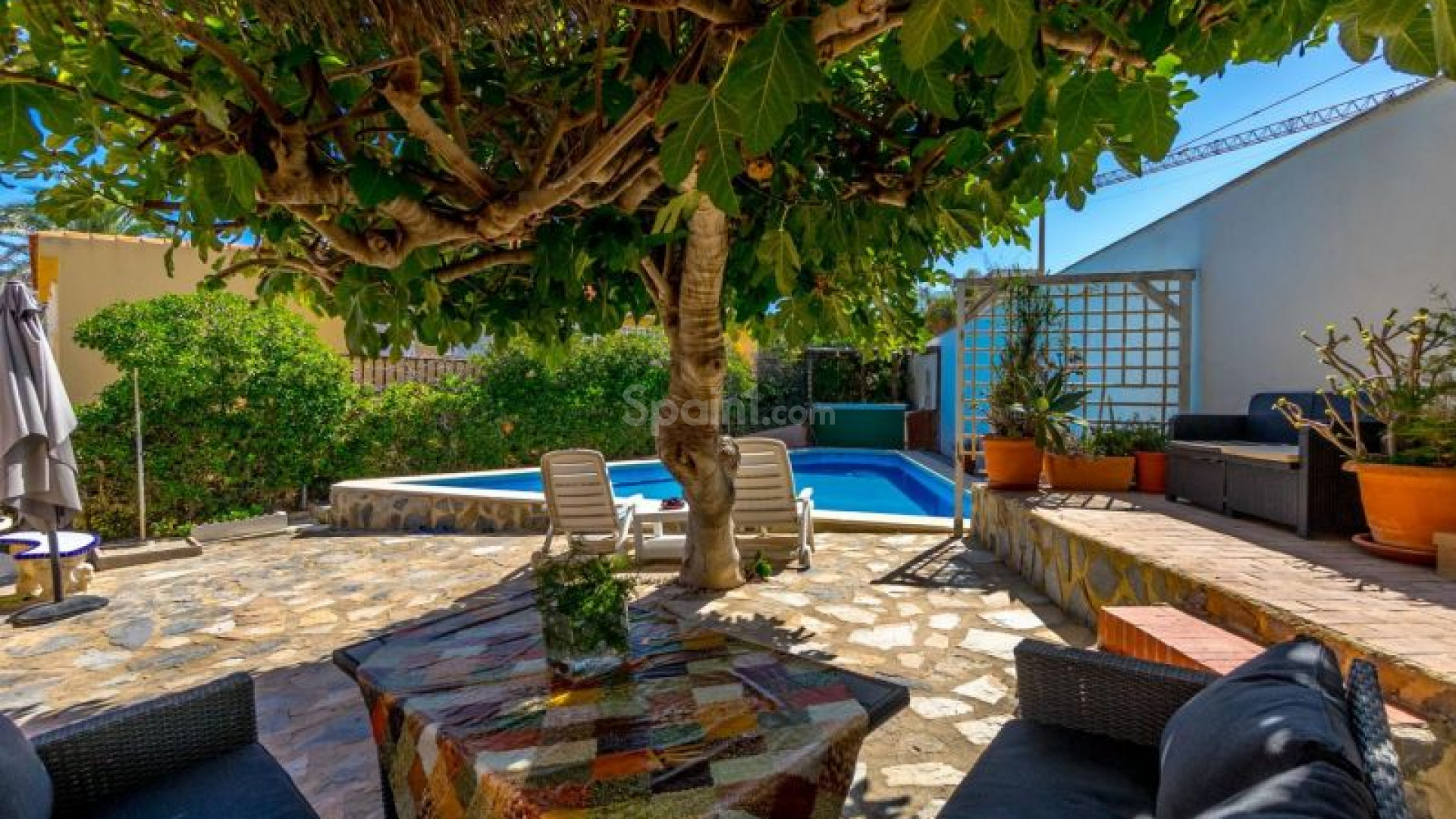 Resale - Villa -
Orihuela Costa - La Zenia