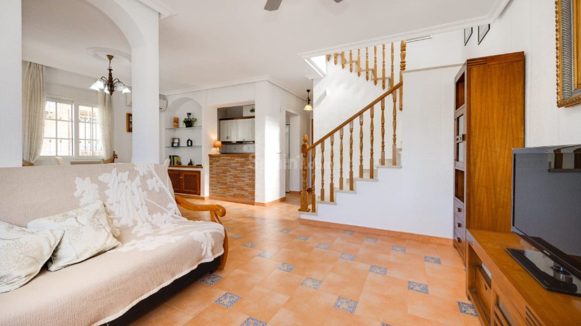 Resale - Villa -
Orihuela Costa - La Zenia