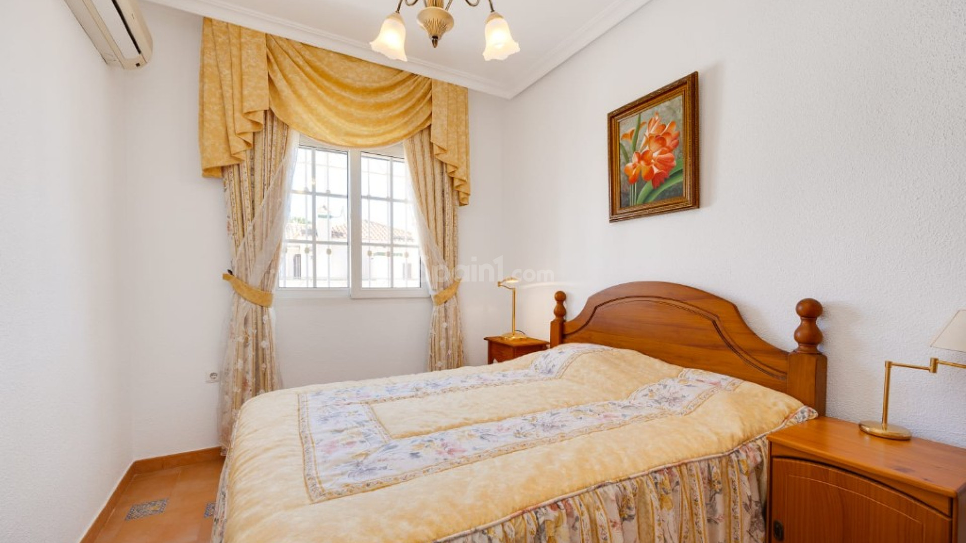 Resale - Villa -
Orihuela Costa - La Zenia