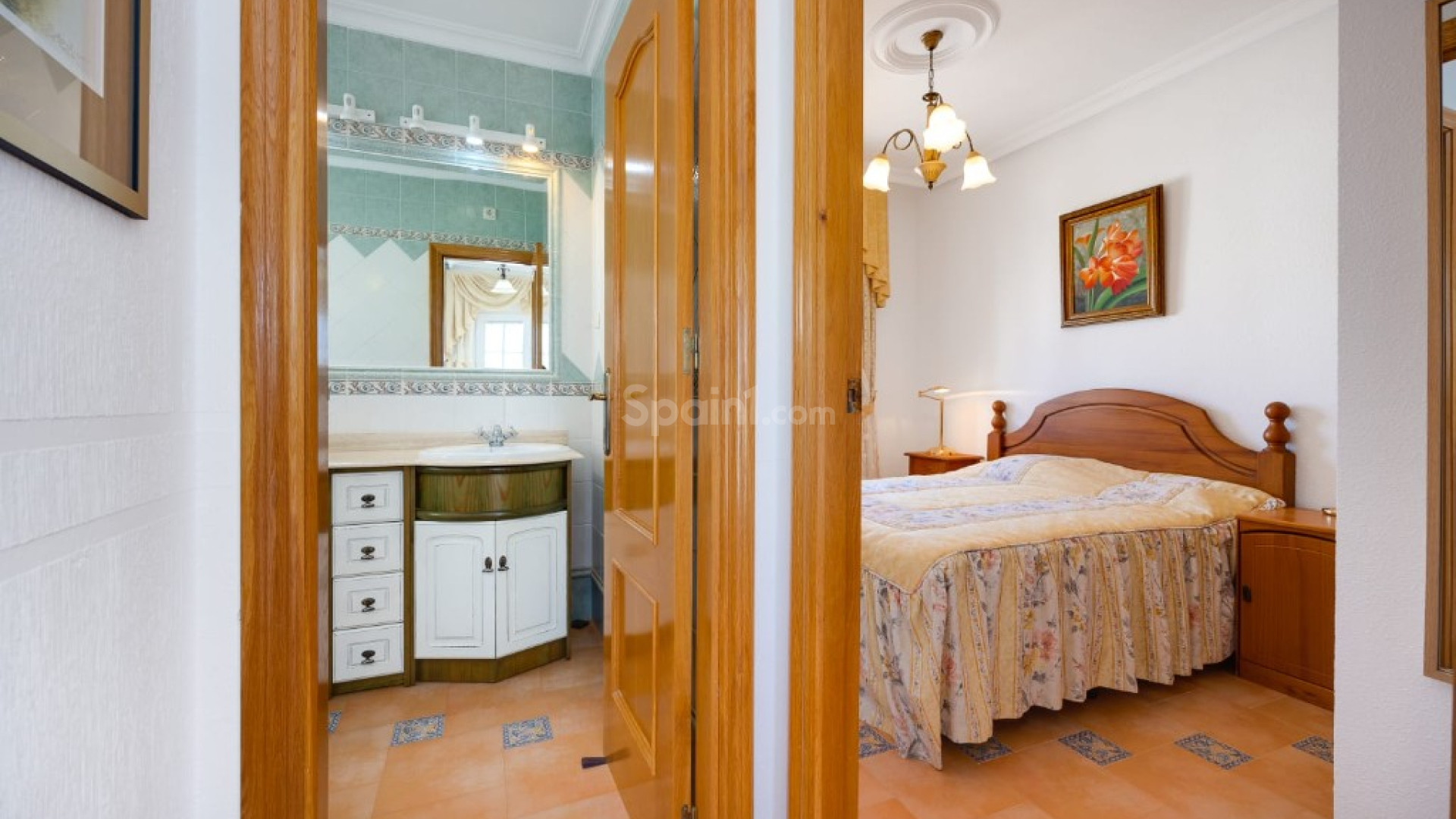 Resale - Villa -
Orihuela Costa - La Zenia