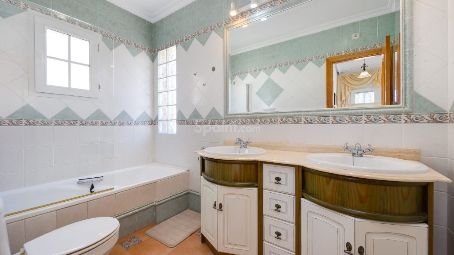 Resale - Villa -
Orihuela Costa - La Zenia