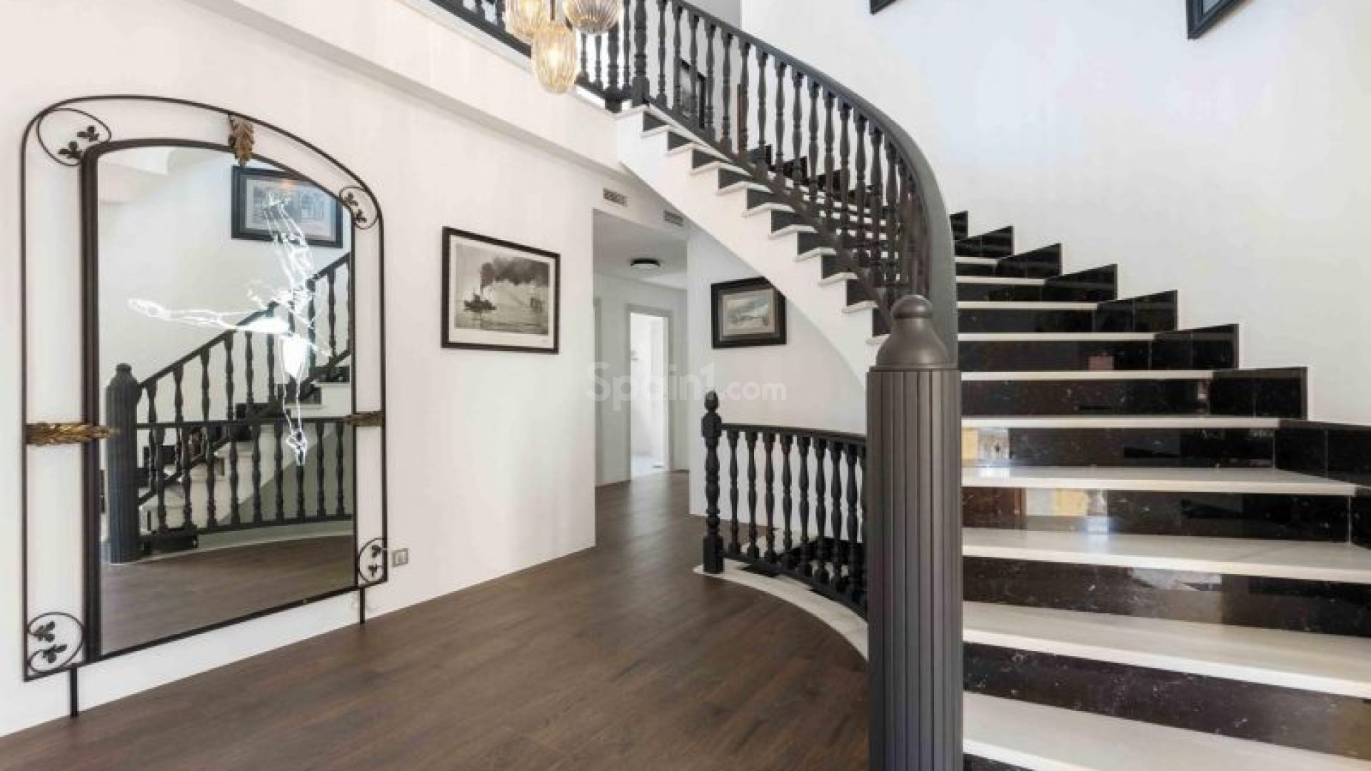 Resale - Villa -
Orihuela Costa - La Zenia