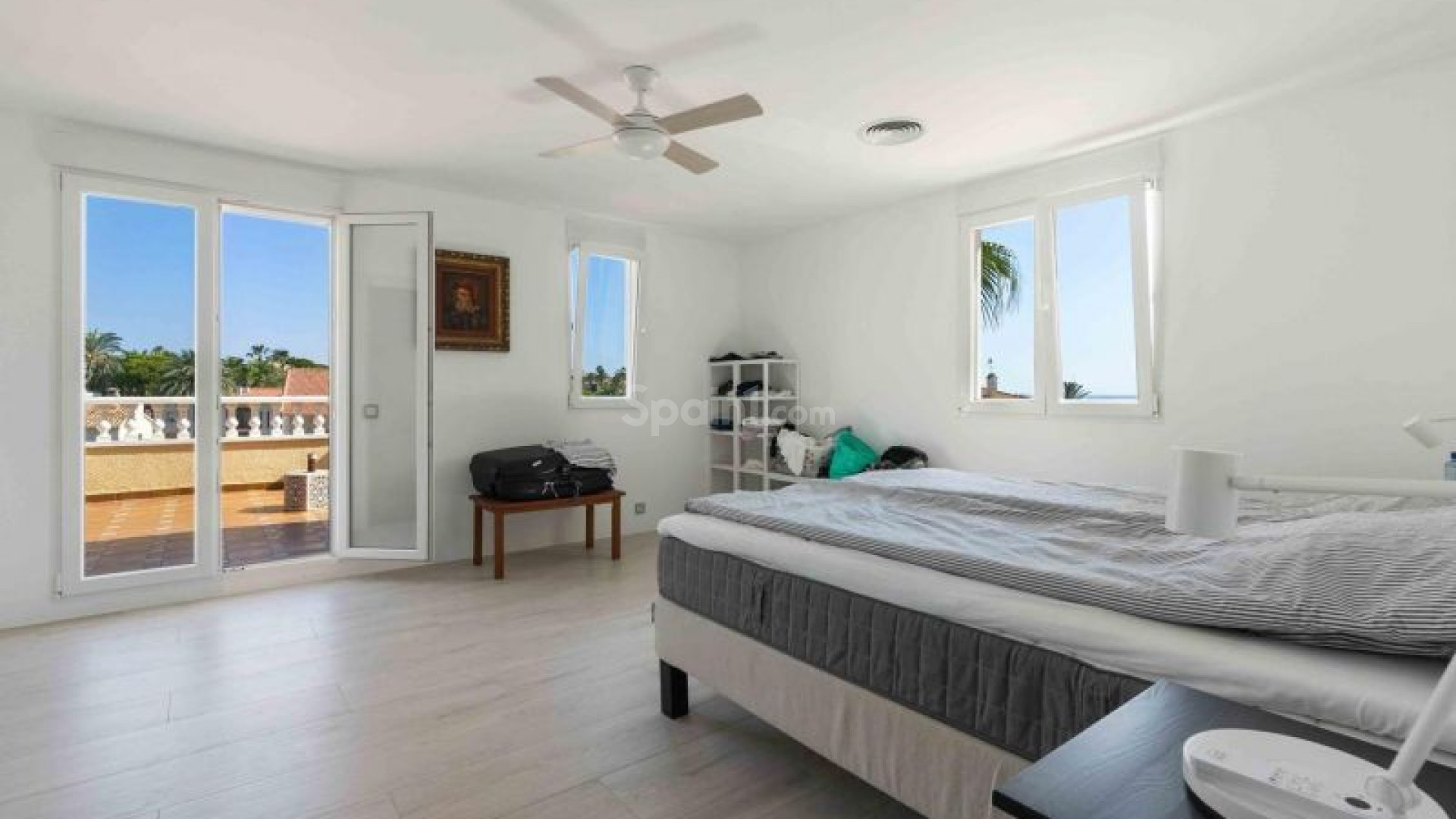 Resale - Villa -
Orihuela Costa - La Zenia