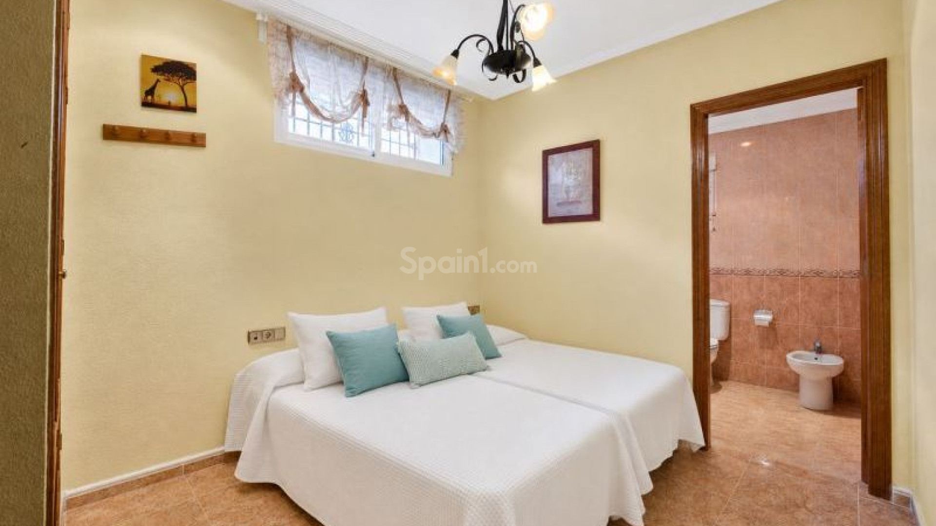 Resale - Villa -
Orihuela Costa - La Zenia