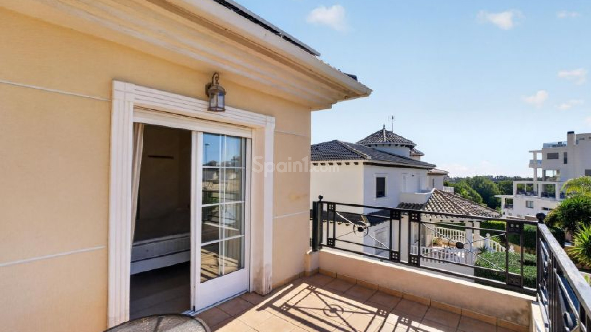 Resale - Villa -
Orihuela Costa - La Zenia