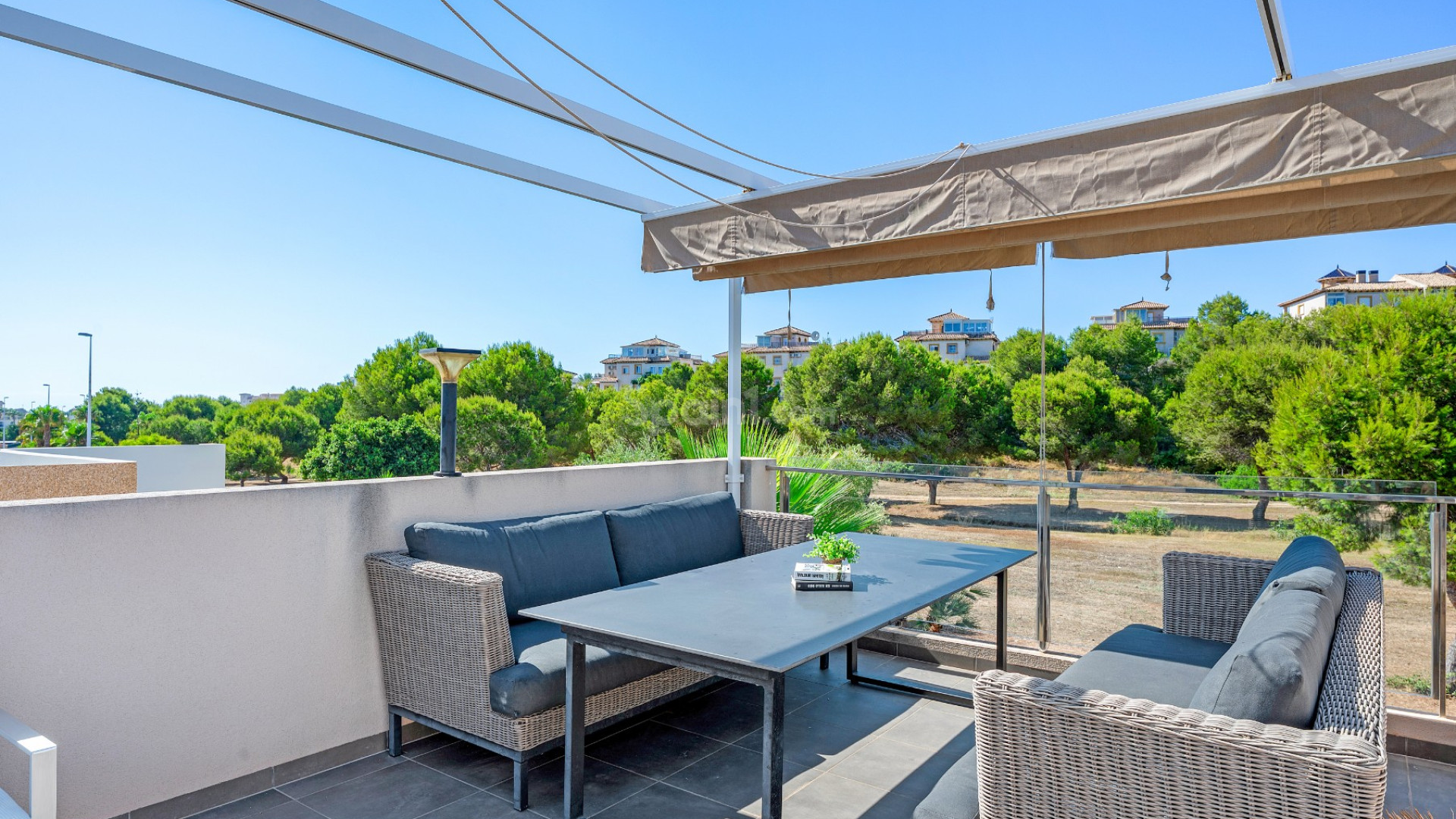 Resale - Villa -
Orihuela Costa - La Zenia