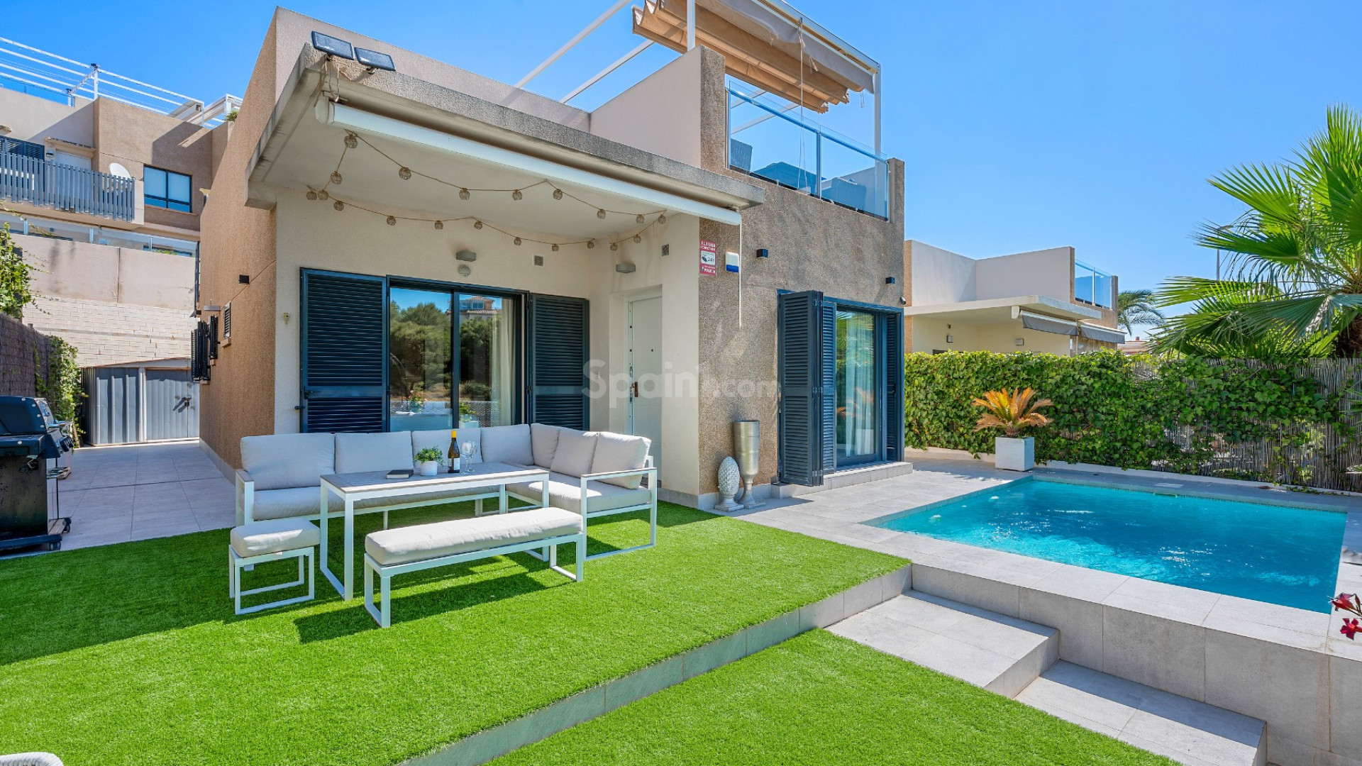 Resale - Villa -
Orihuela Costa - La Zenia