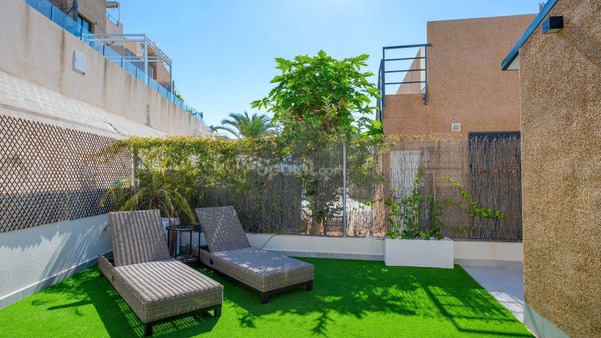 Resale - Villa -
Orihuela Costa - La Zenia