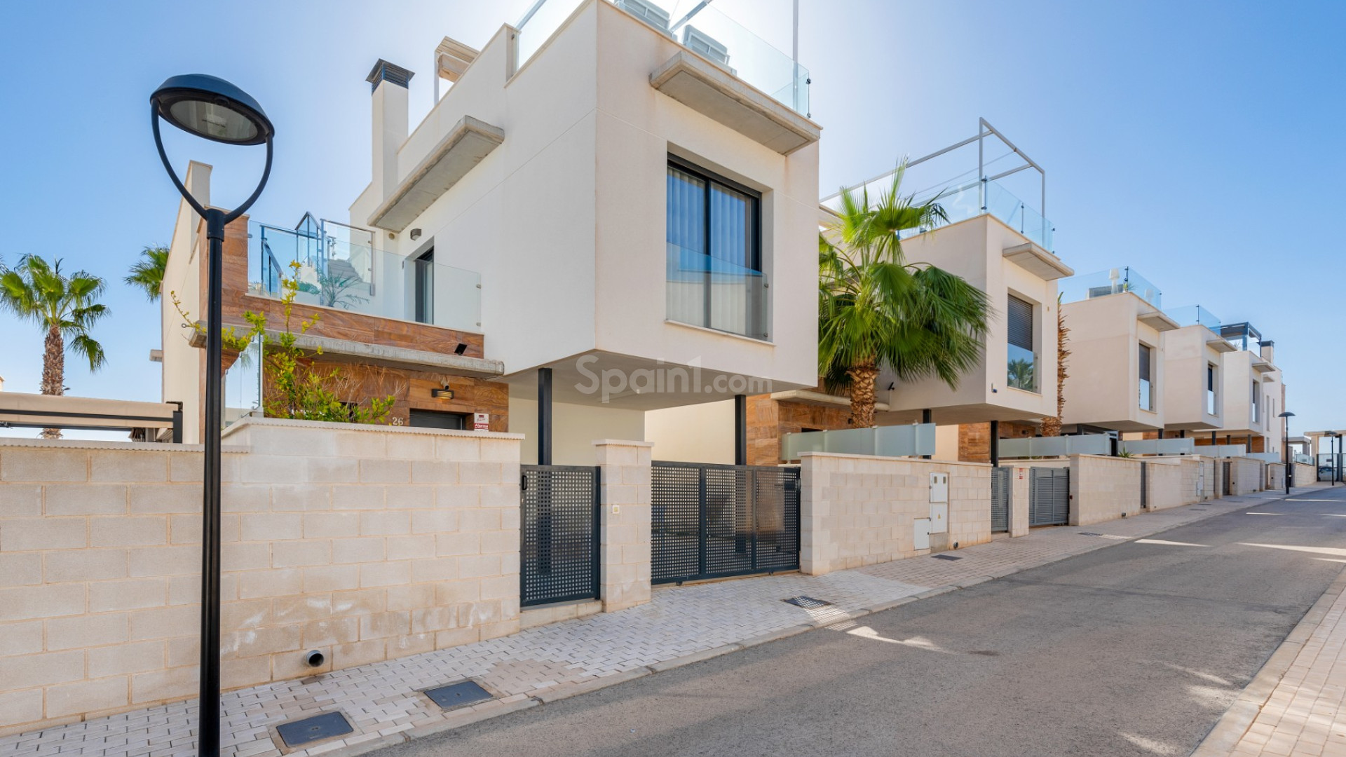 Resale - Villa -
Orihuela Costa - Lomas de Cabo Roig