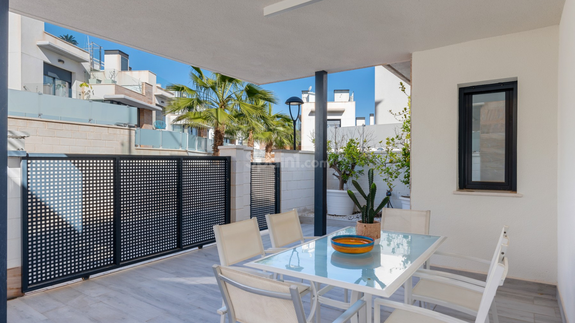 Resale - Villa -
Orihuela Costa - Lomas de Cabo Roig