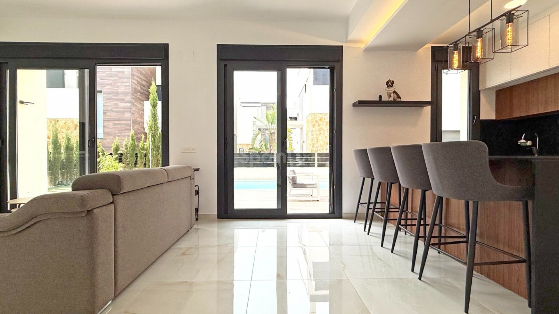 Resale - Villa -
Orihuela Costa - Lomas de Cabo Roig