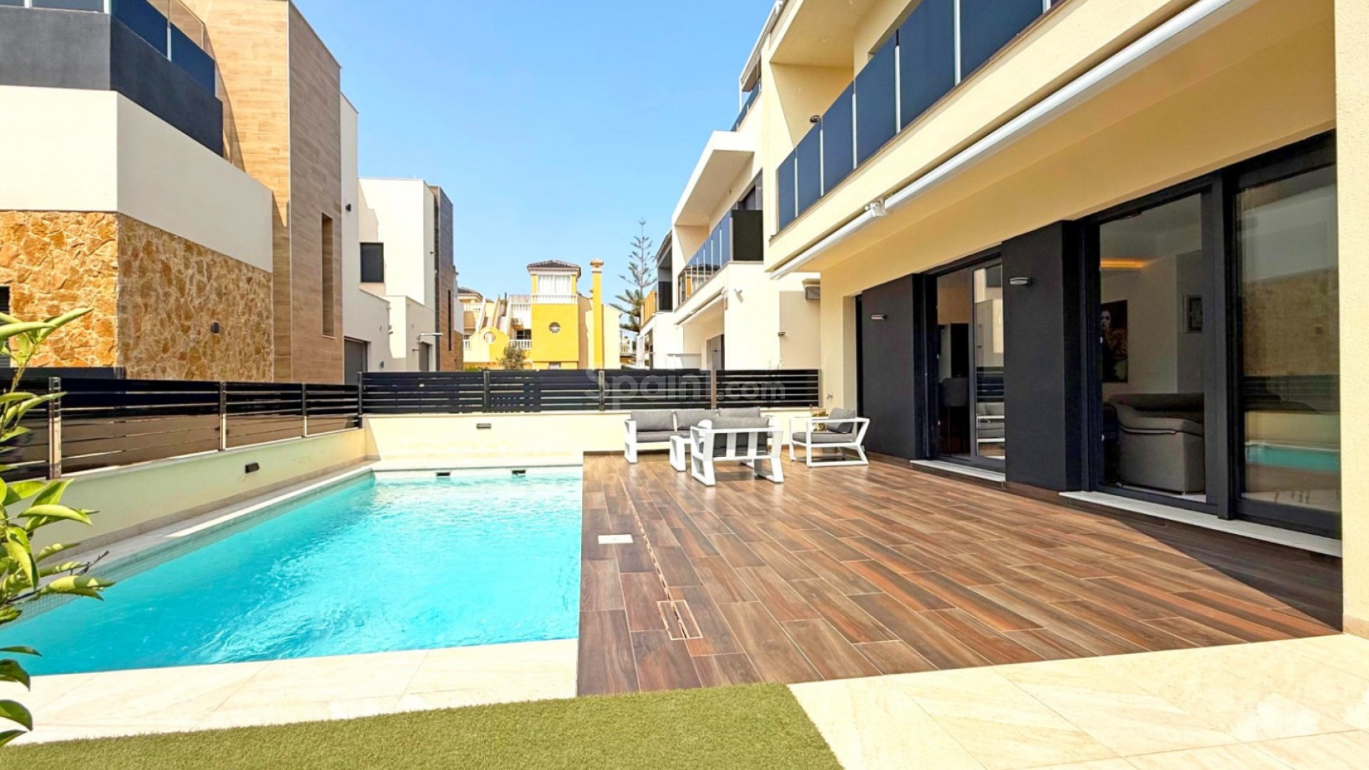 Resale - Villa -
Orihuela Costa - Lomas de Cabo Roig