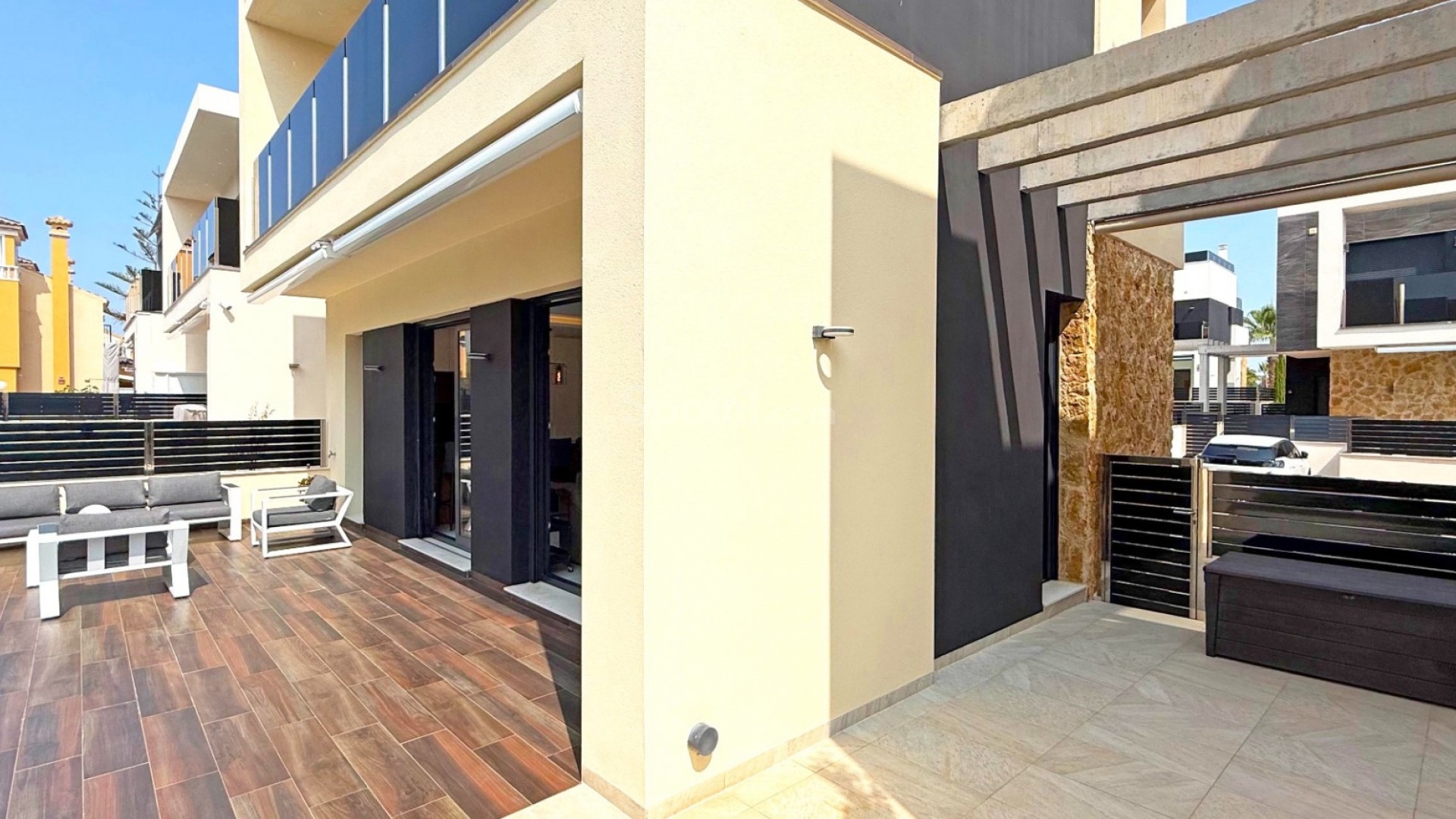 Resale - Villa -
Orihuela Costa - Lomas de Cabo Roig