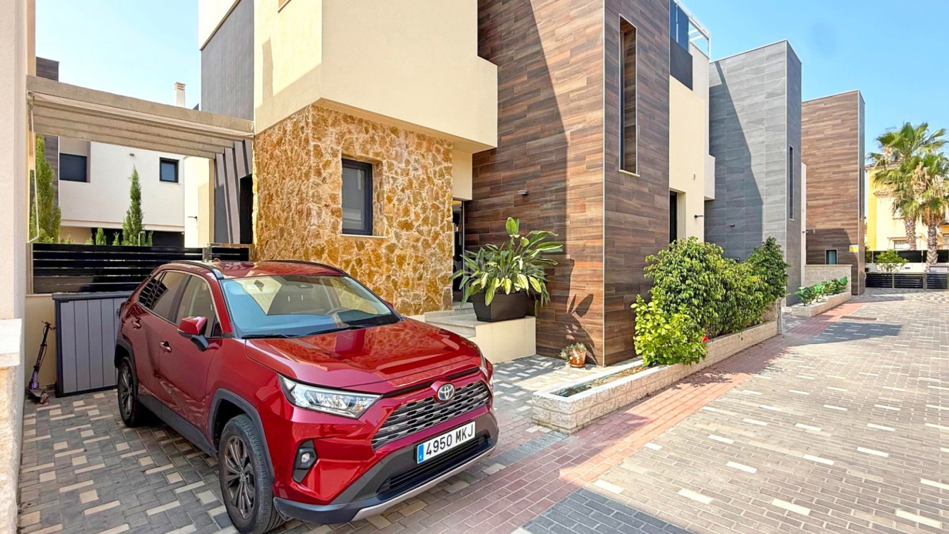 Resale - Villa -
Orihuela Costa - Lomas de Cabo Roig