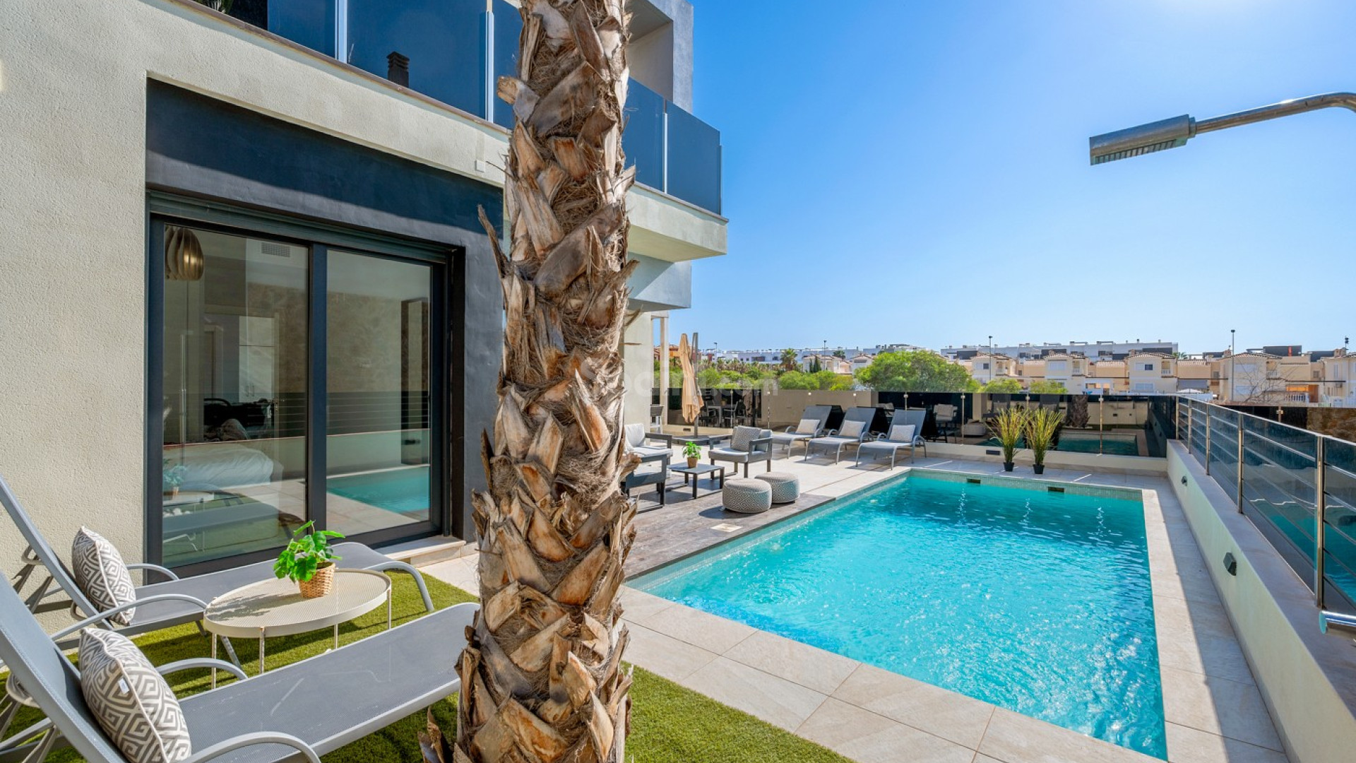 Resale - Villa -
Orihuela Costa - Lomas de Cabo Roig