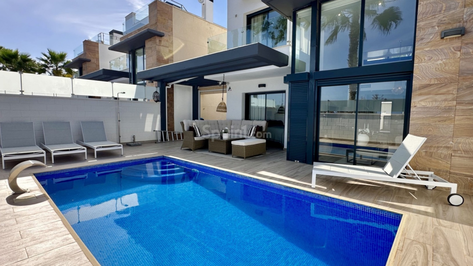 Resale - Villa -
Orihuela Costa - Lomas de Cabo Roig