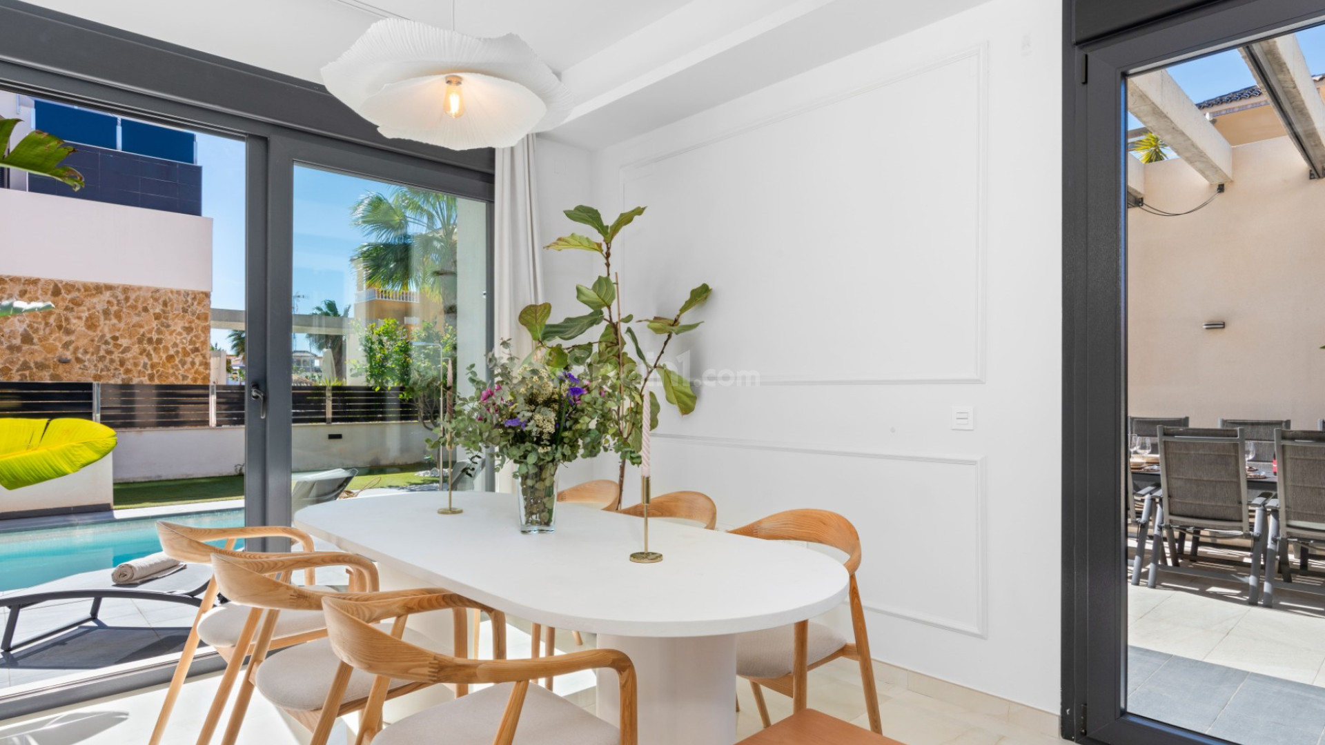 Resale - Villa -
Orihuela Costa - Lomas de Campoamor