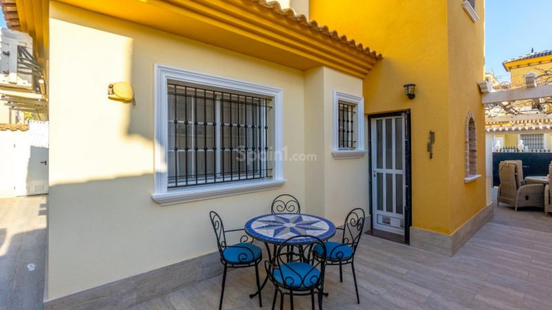 Resale - Villa -
Orihuela Costa - Los Altos