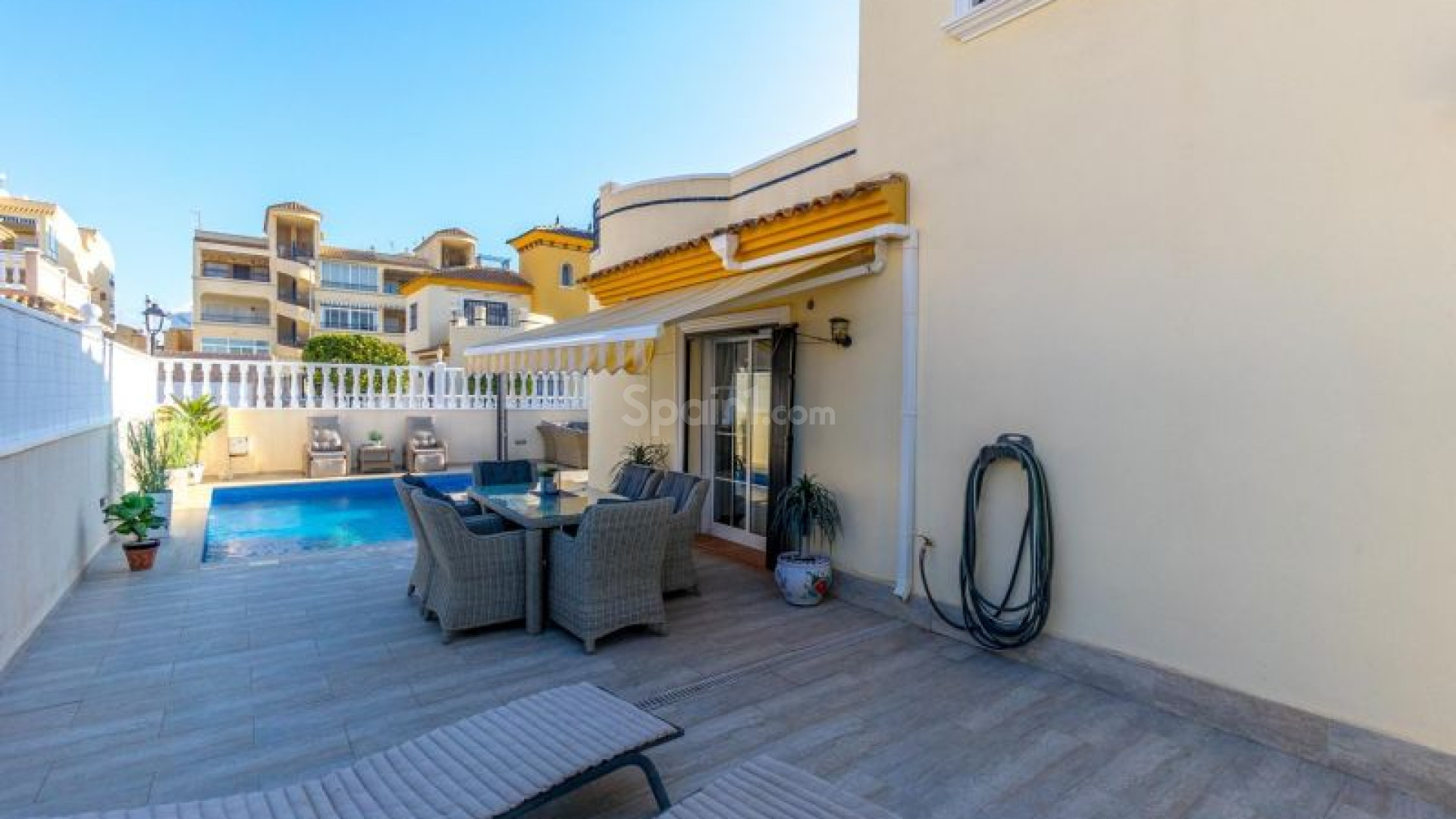 Resale - Villa -
Orihuela Costa - Los Altos