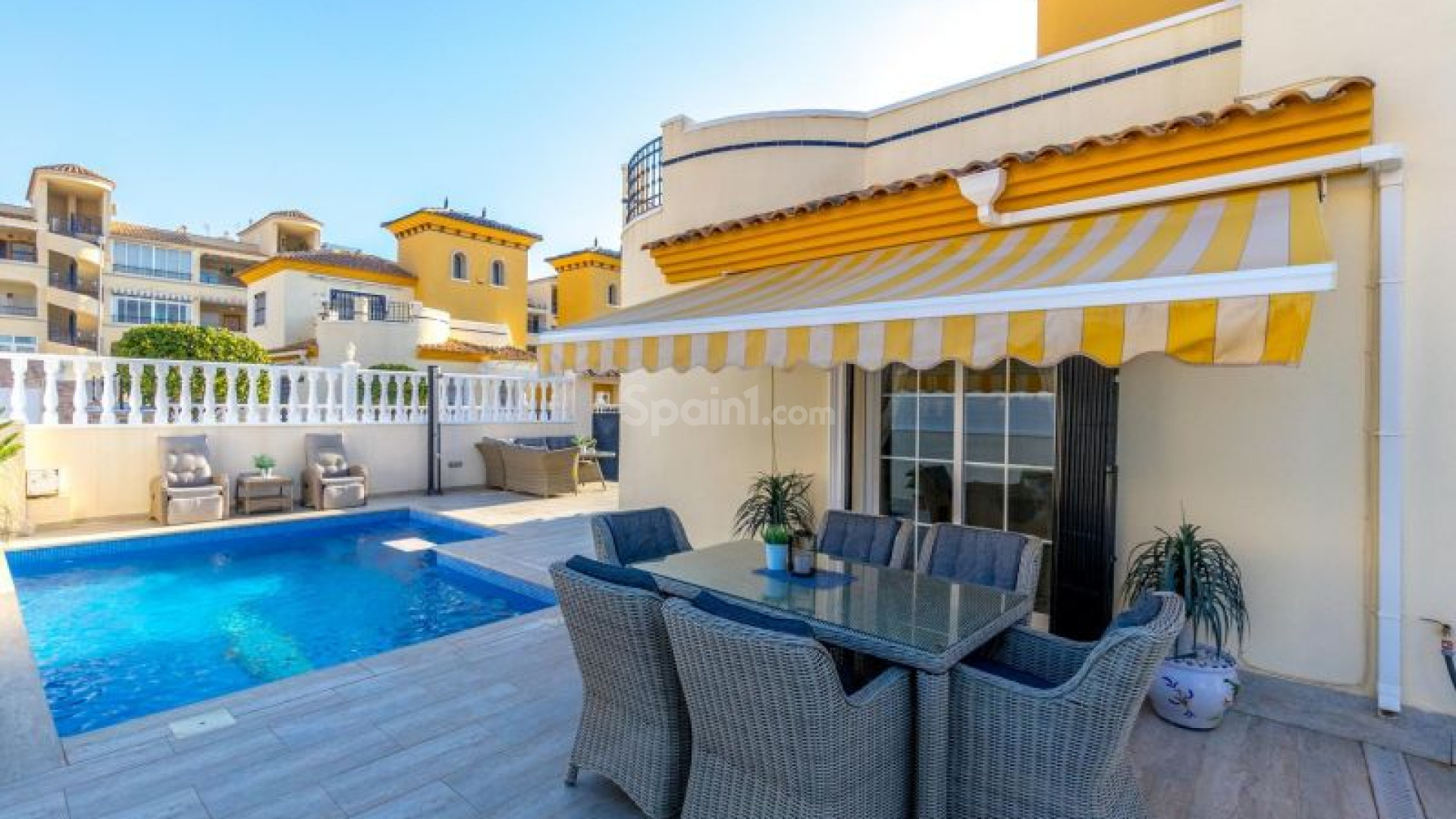 Resale - Villa -
Orihuela Costa - Los Altos