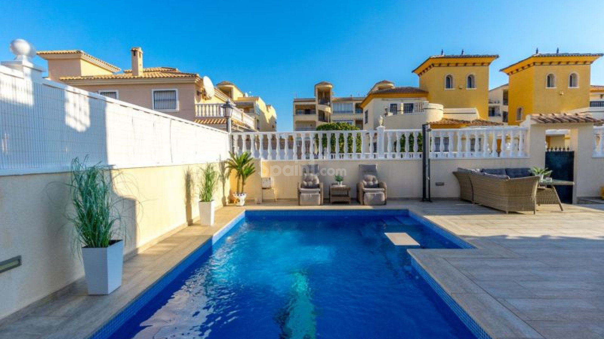 Resale - Villa -
Orihuela Costa - Los Altos