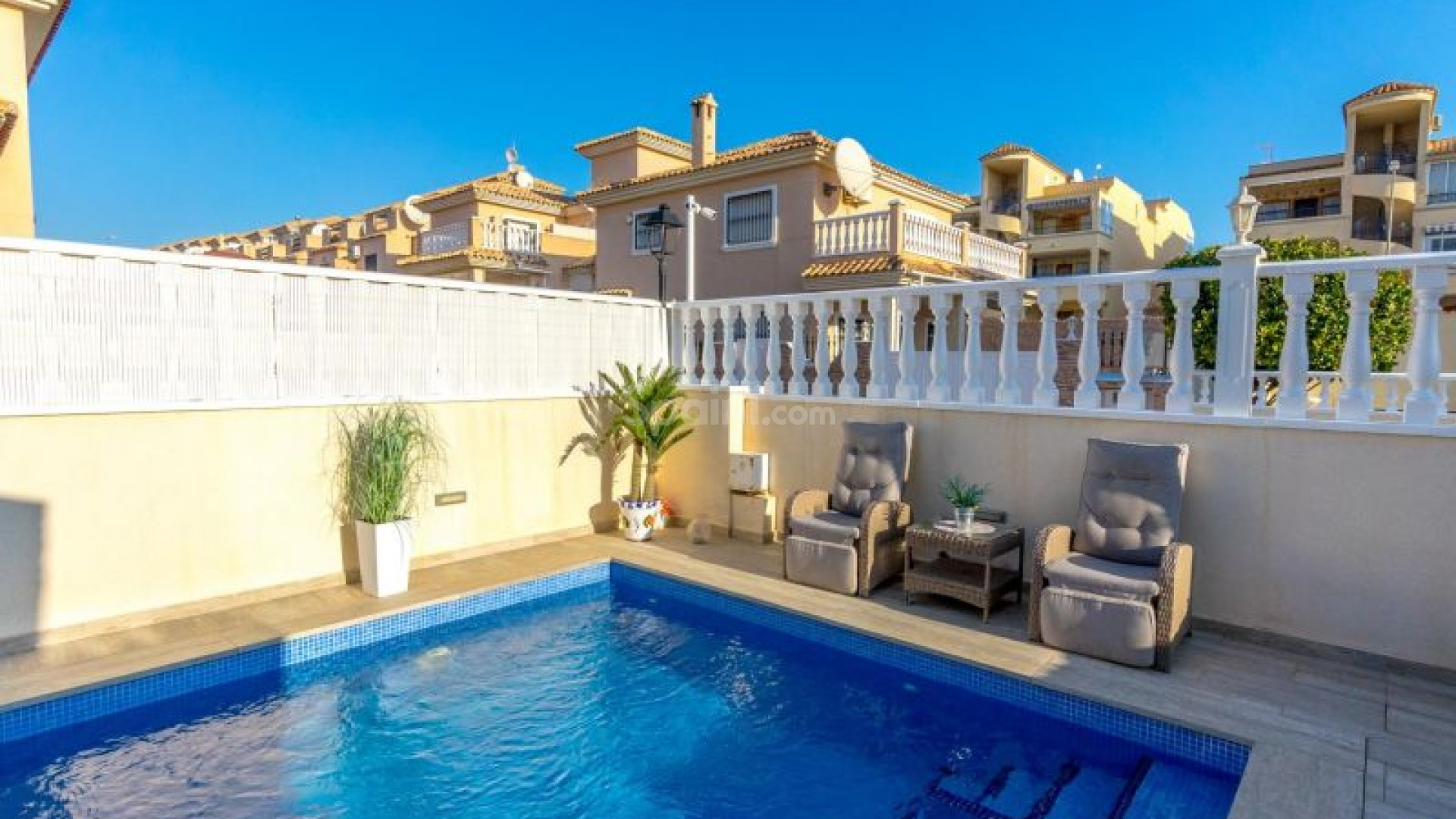 Resale - Villa -
Orihuela Costa - Los Altos