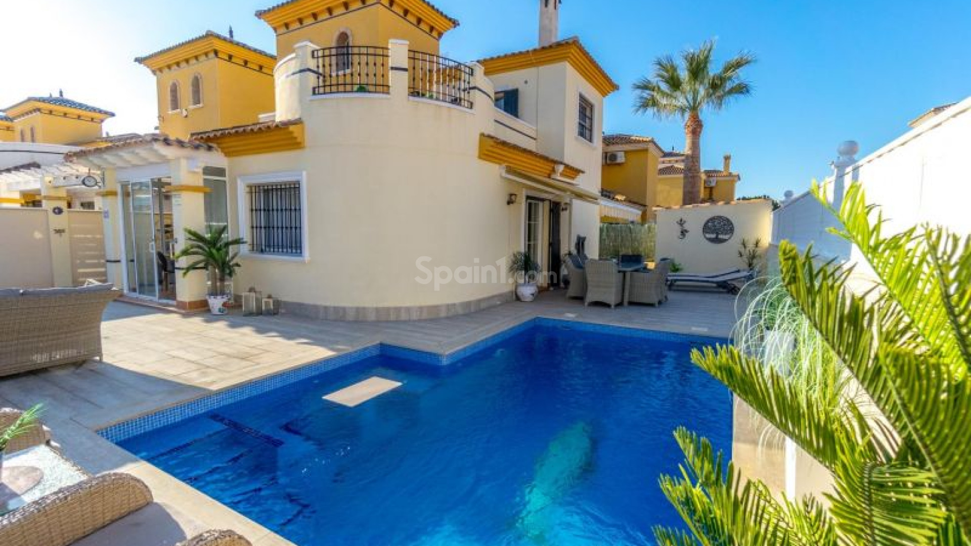 Resale - Villa -
Orihuela Costa - Los Altos