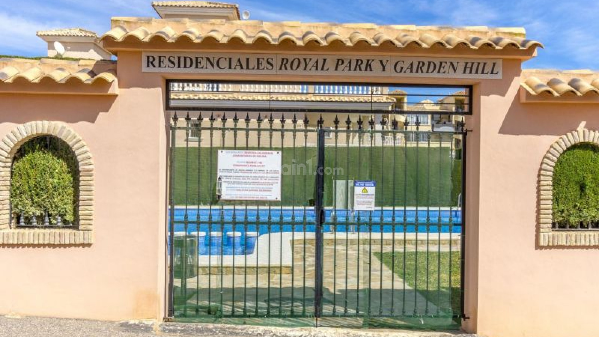 Resale - Villa -
Orihuela Costa - Los Altos