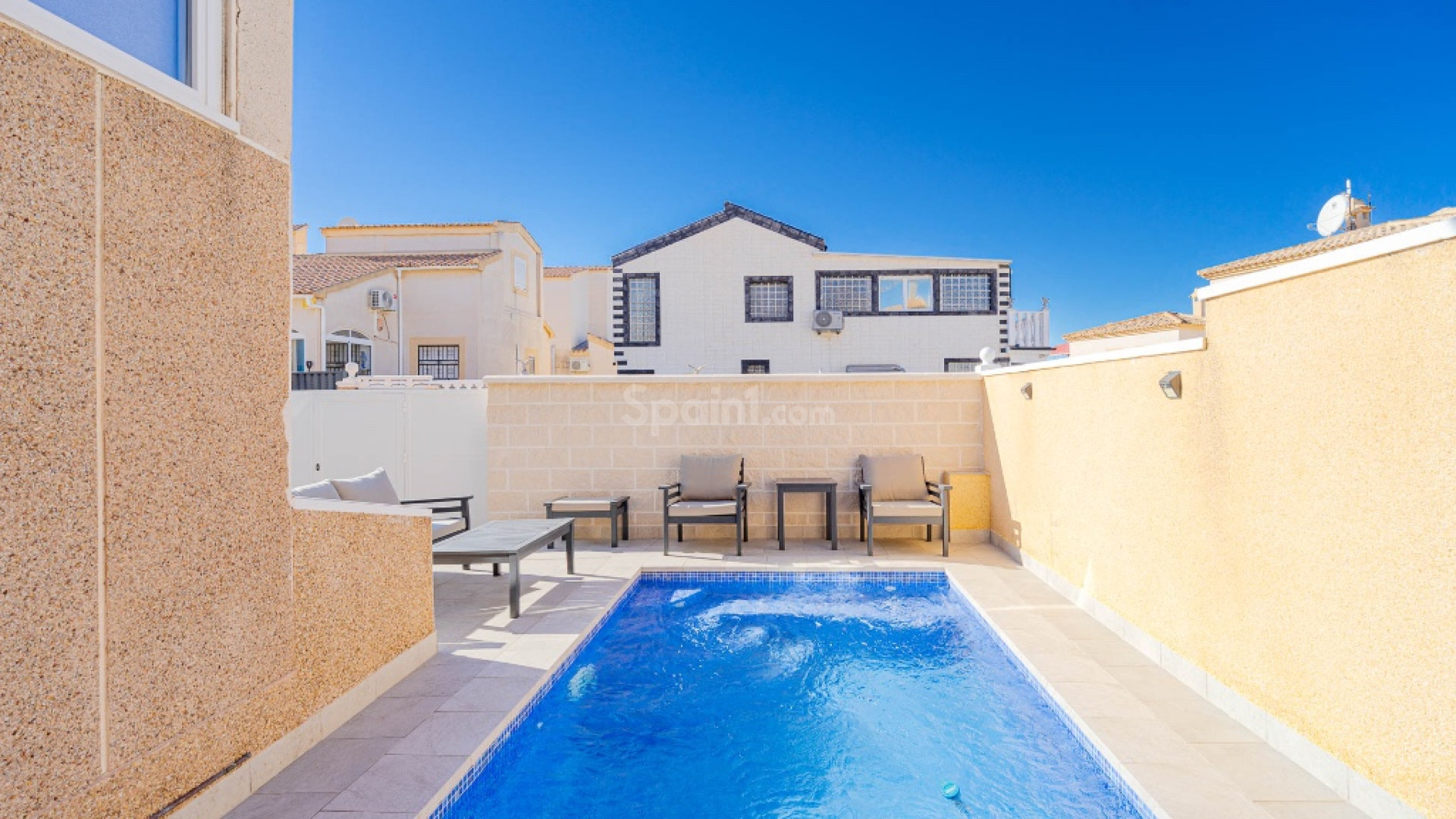 Resale - Villa -
Orihuela Costa - Los Altos