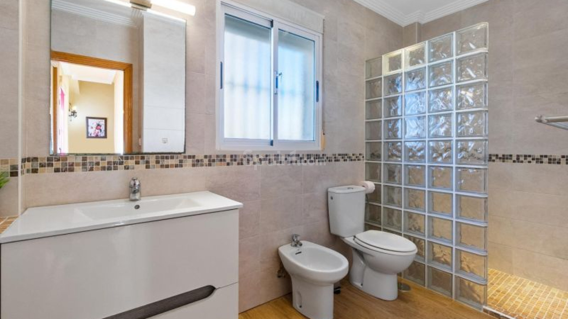 Resale - Villa -
Orihuela Costa - Los Altos