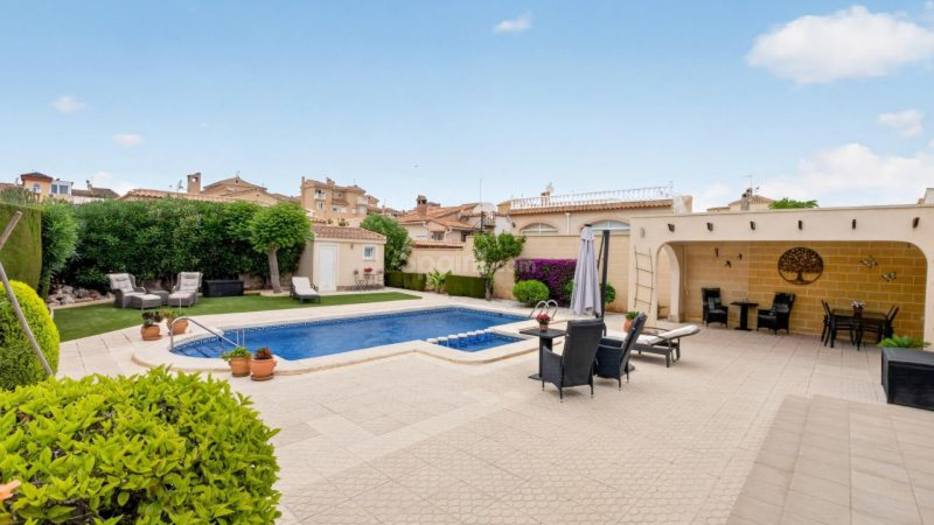 Resale - Villa -
Orihuela Costa - Los Altos