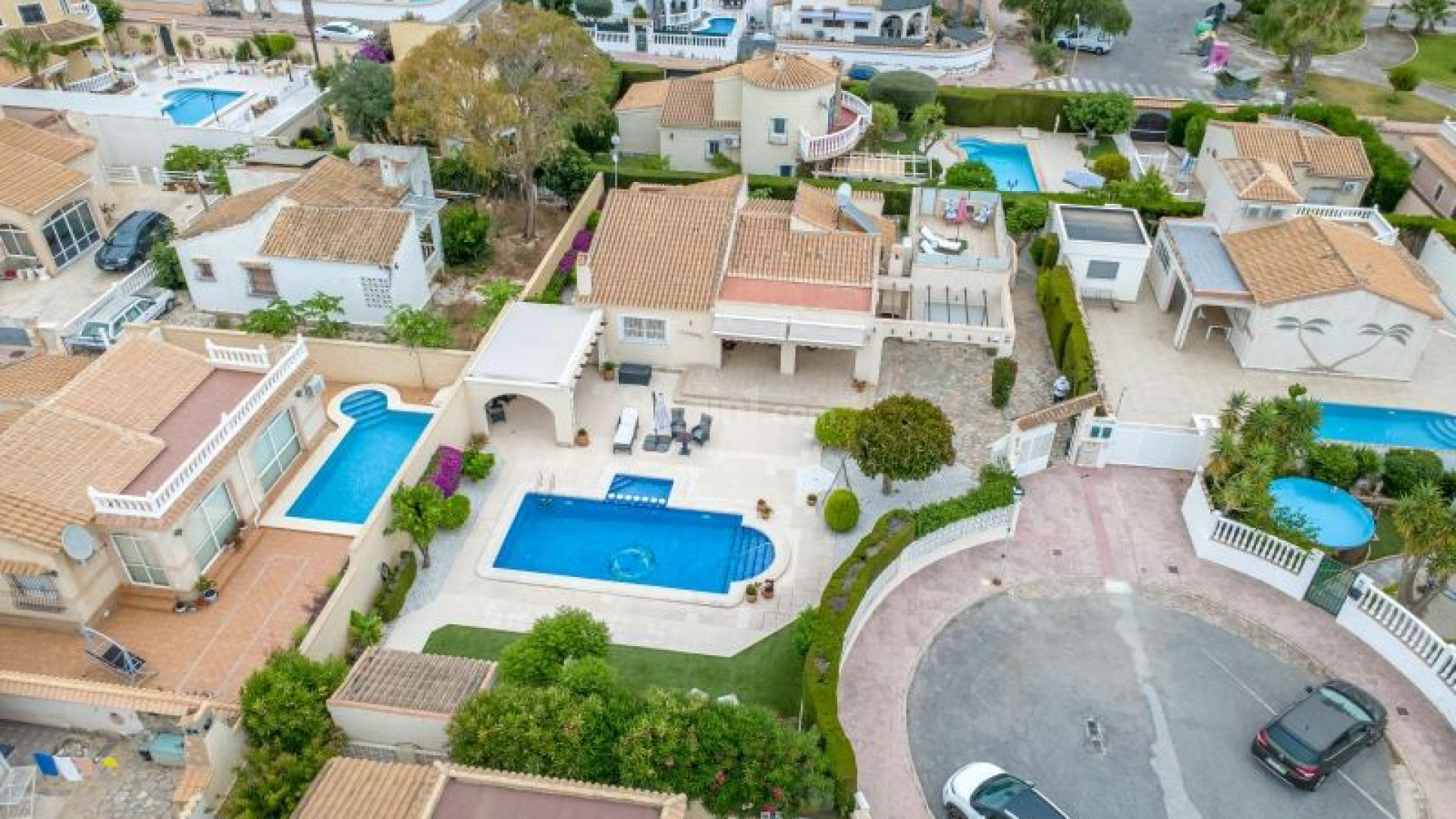 Resale - Villa -
Orihuela Costa - Los Altos