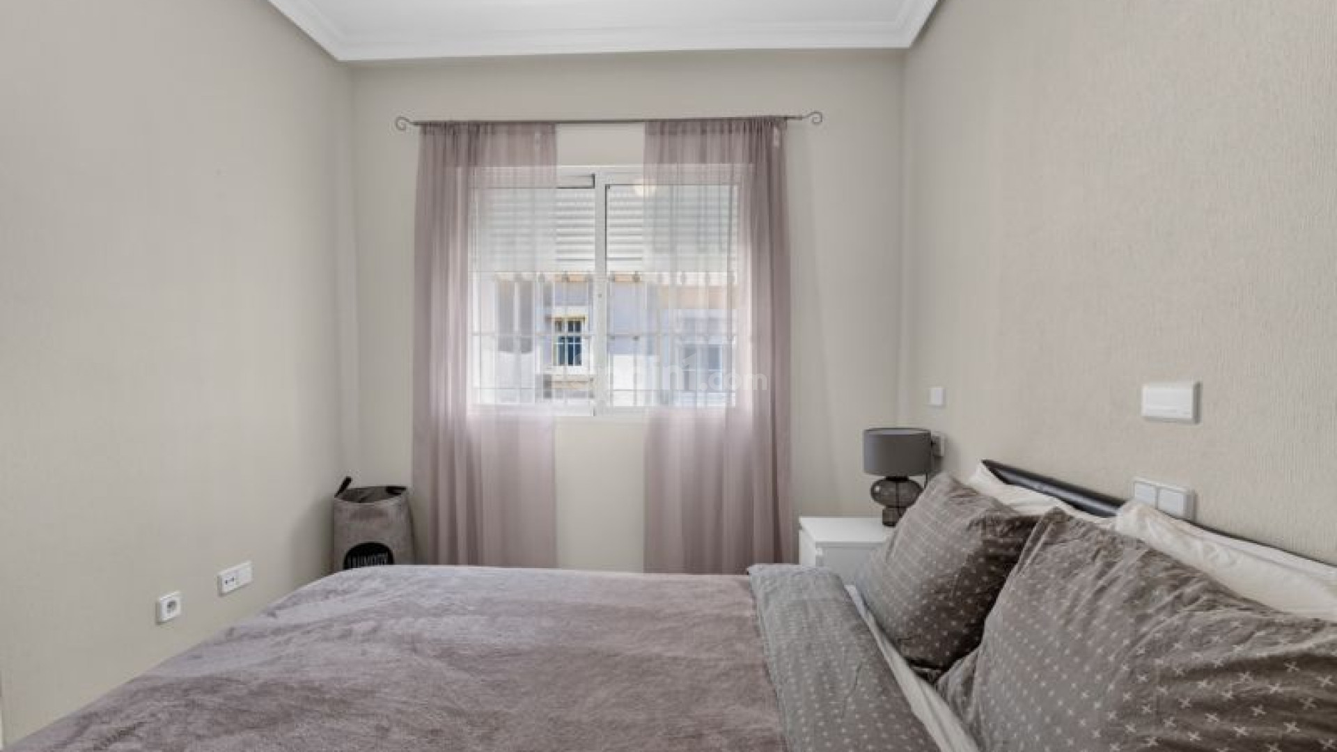 Resale - Villa -
Orihuela Costa - Los Altos